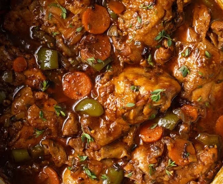 Recette de Poulet Braisé Jamaïcain savoureux et épicé
